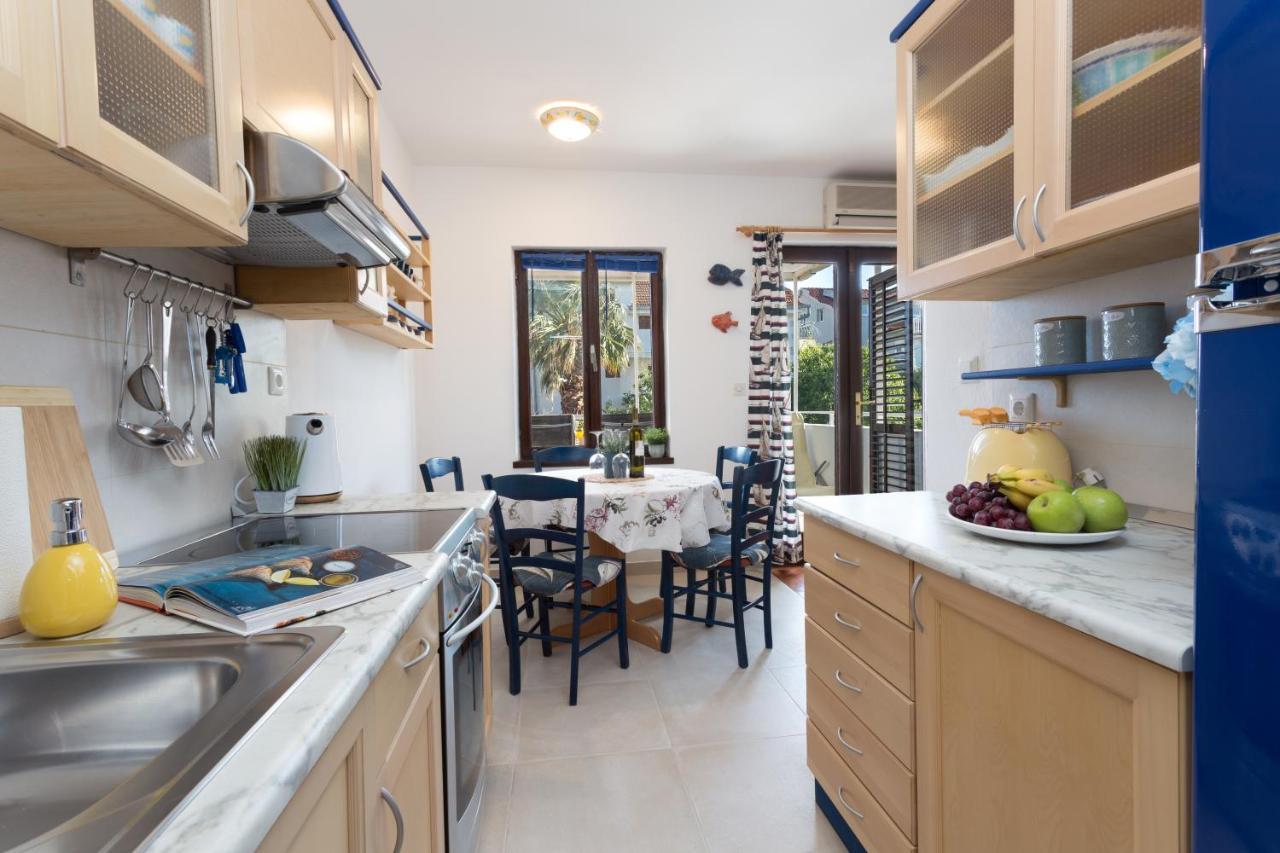 So Hvar So Good! Spacious With Terrace Apartment Hvar Town Exterior photo